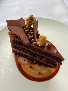 Louis John talking desserts and fashion with MJ journalist Claudia Schou at Montecito's San Ysidro Ranch and Lucky's Steak House!