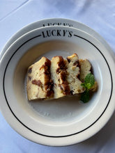 Load image into Gallery viewer, Louis John talking desserts and fashion with MJ journalist Claudia Schou at Montecito&#39;s San Ysidro Ranch and Lucky&#39;s Steak House!
